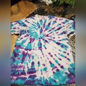 Gildan Kids Tie-Dye Shirt - Purple and Blue Swirl